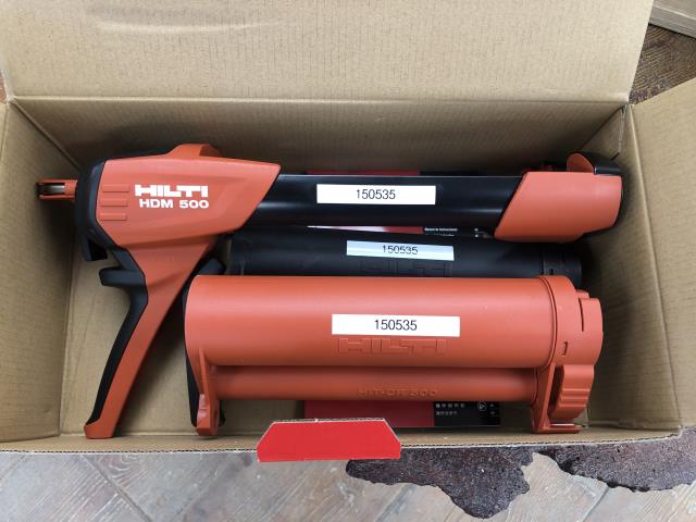 Where to rent Dispensing Gun HDM 500 black red Manual in Pasco WA